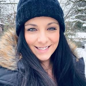 Meet your Posher, Louise